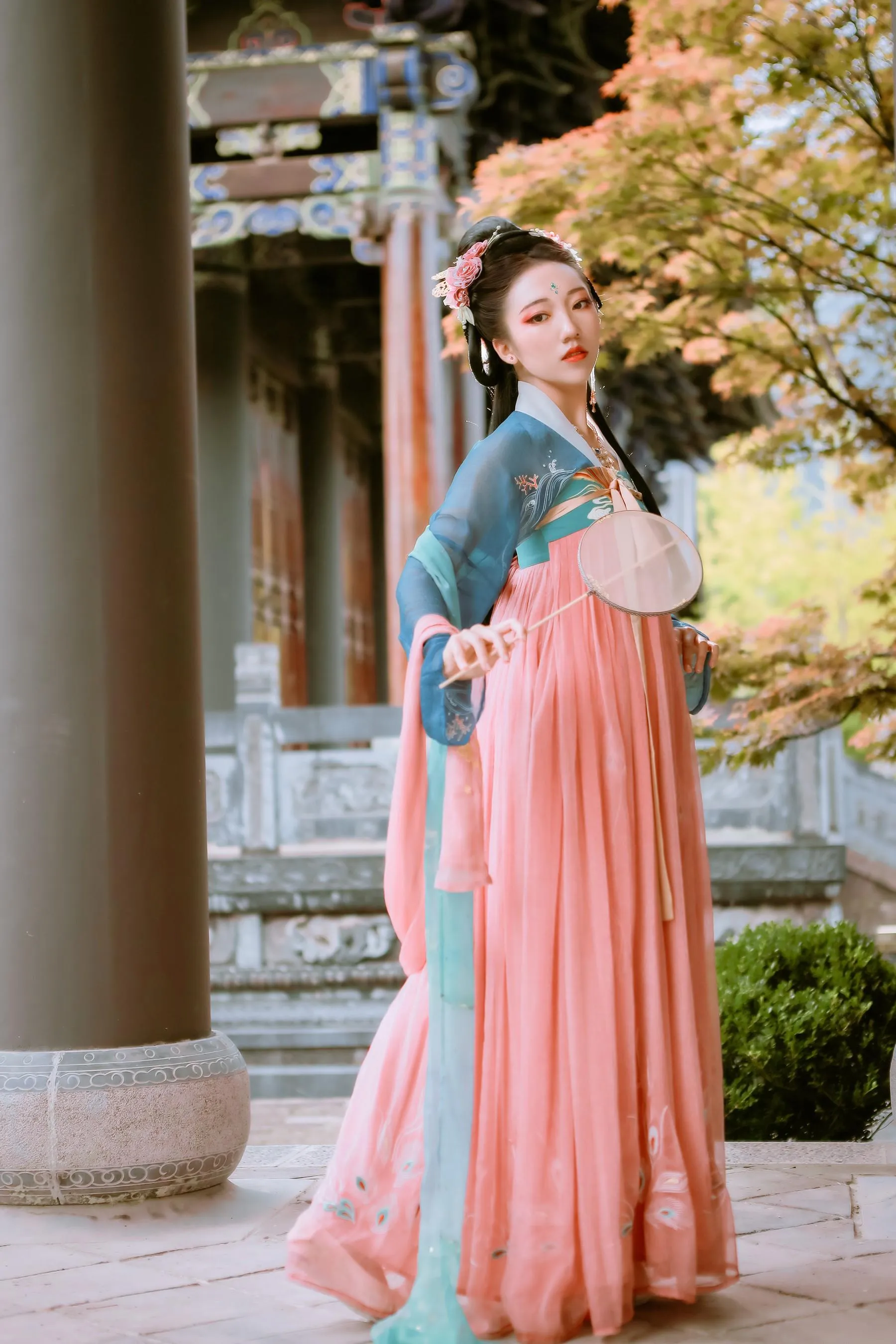[YITUYU艺图语]2022.01.26 晚风庭院 陌夕 [28P]插图1